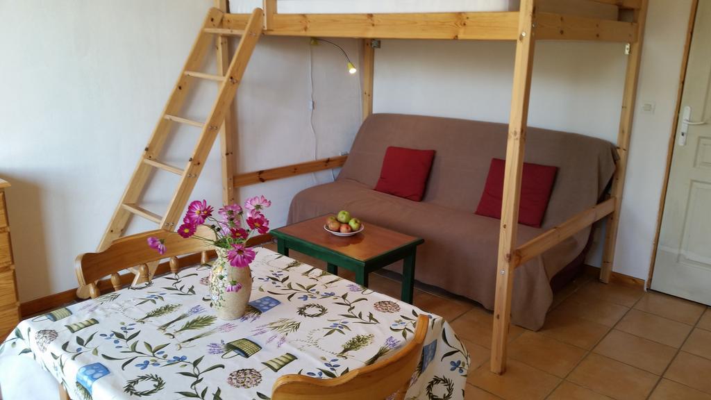 Studio Barcelonnette Ubaye, Provence Enchastrayes 外观 照片