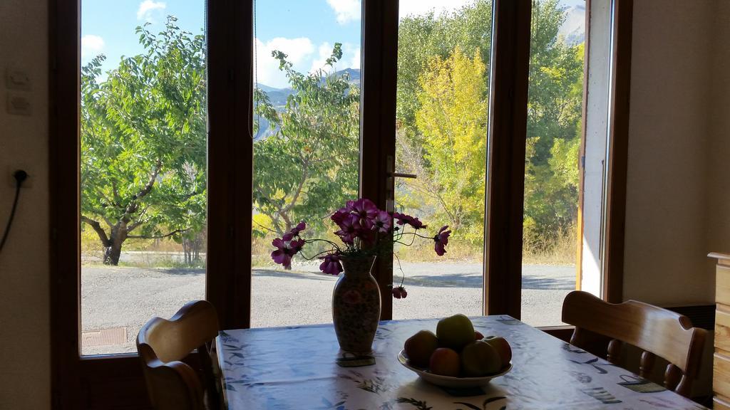 Studio Barcelonnette Ubaye, Provence Enchastrayes 外观 照片